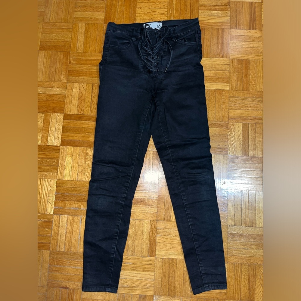 Black skinny jeans